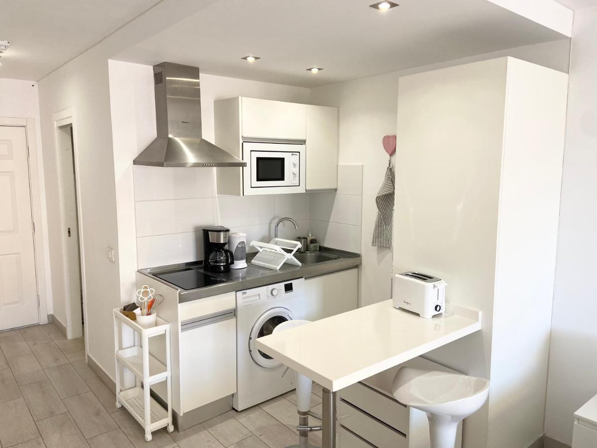Top Floor, Panoramic Studio, Heated Pool Los Cristianos (Tenerife) Exterior foto