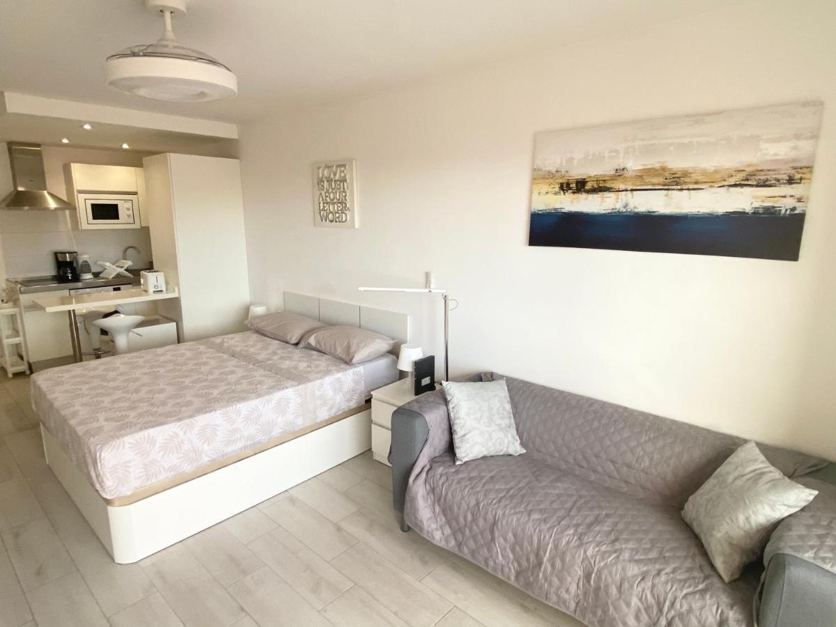Top Floor, Panoramic Studio, Heated Pool Los Cristianos (Tenerife) Exterior foto